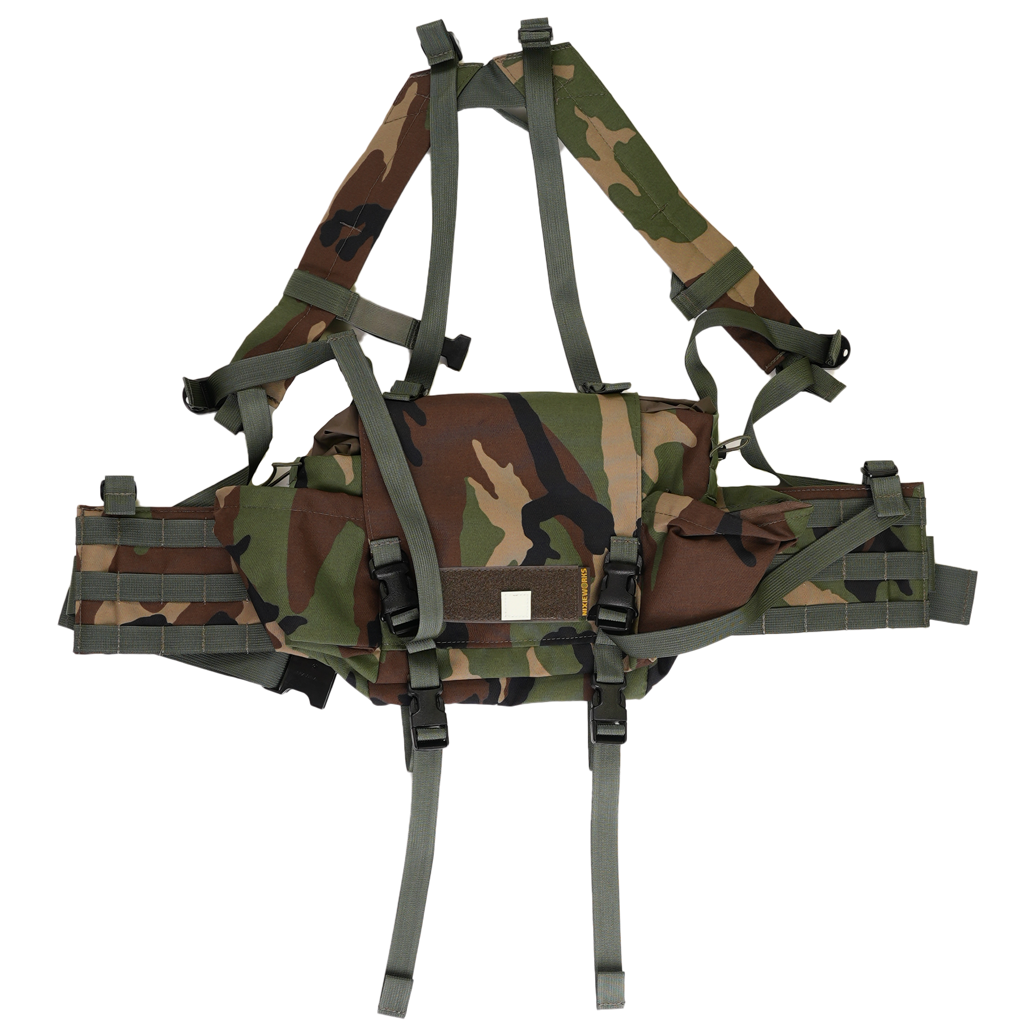 Nixieworks Lightfighter Rig in M81 Woodland