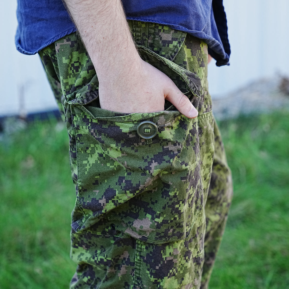 Issued Canadian CADPAT Field Pants