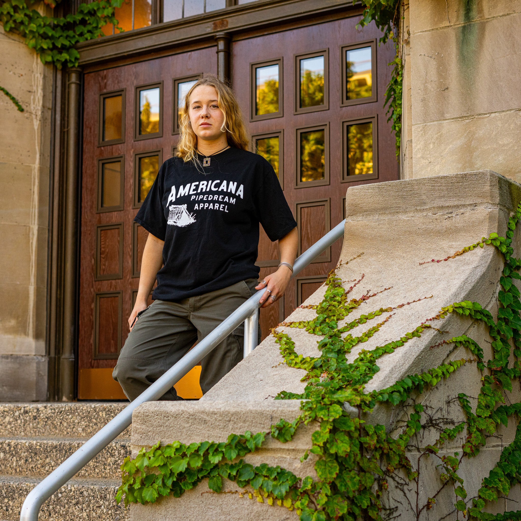 USA-Made Americana Pipedream Tee in Black