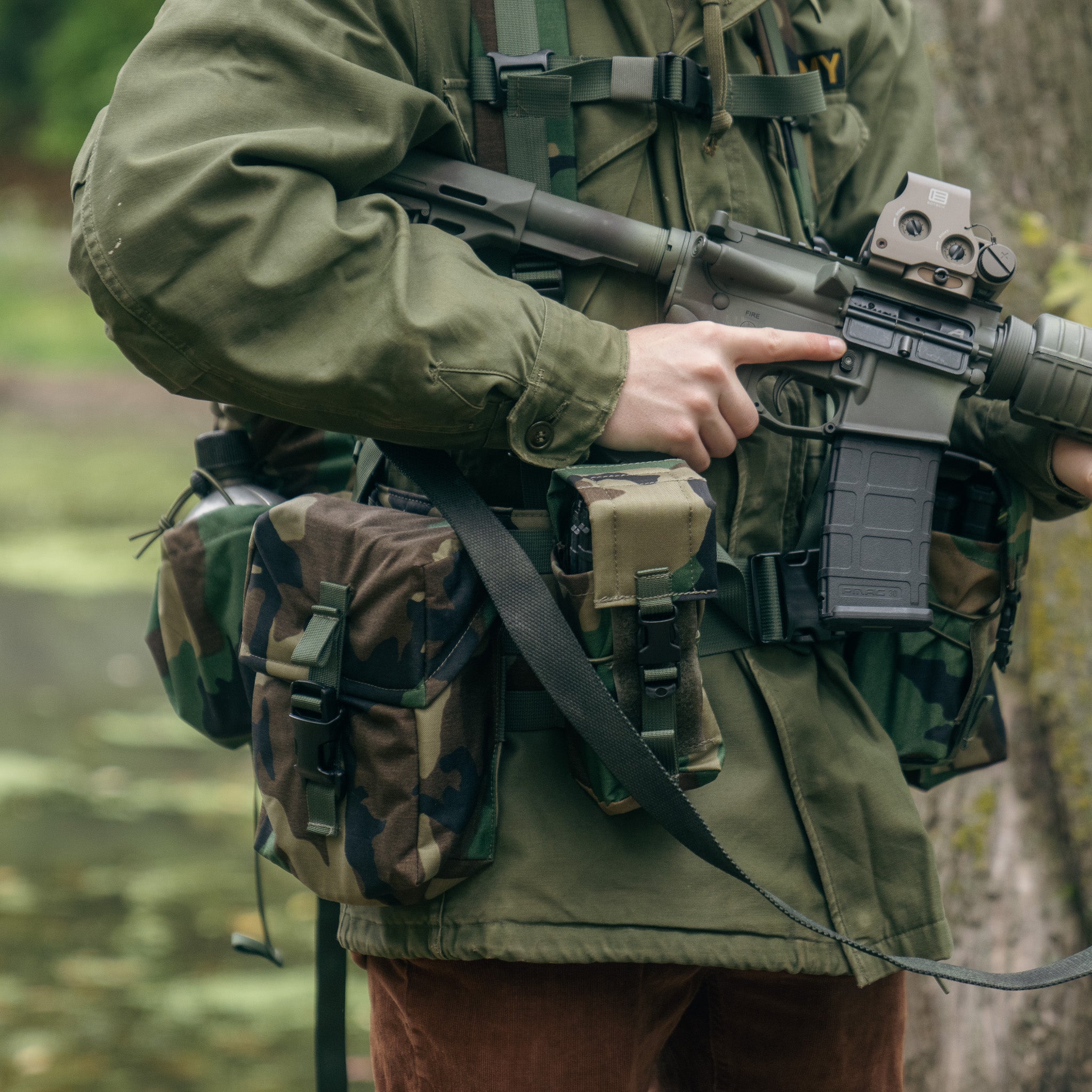 Nixieworks Lightfighter Rig in M81 Woodland