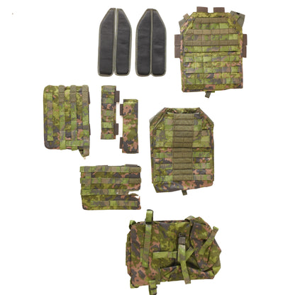 Unissued Finnish M17 Plate Carrier w/Radio Bag